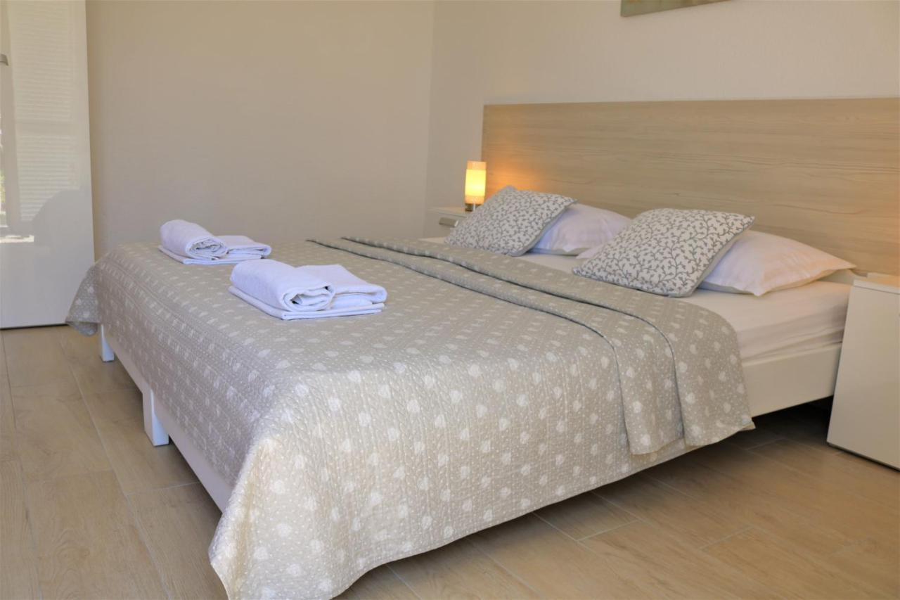 Apartments Irma Башка-Вода Екстер'єр фото