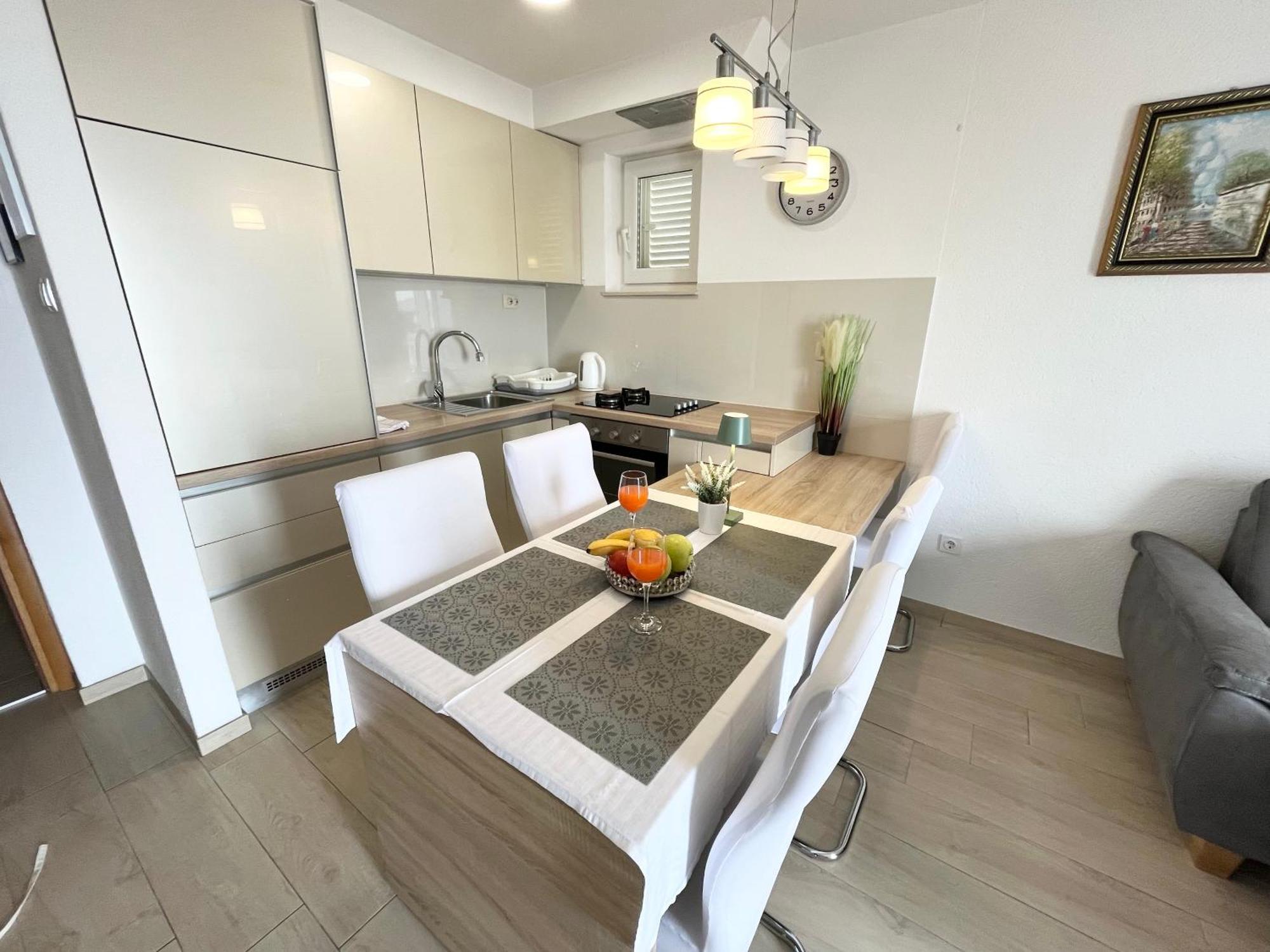 Apartments Irma Башка-Вода Екстер'єр фото