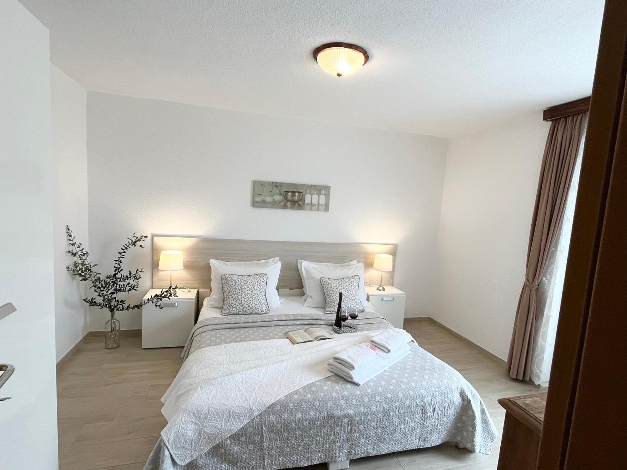 Apartments Irma Башка-Вода Екстер'єр фото